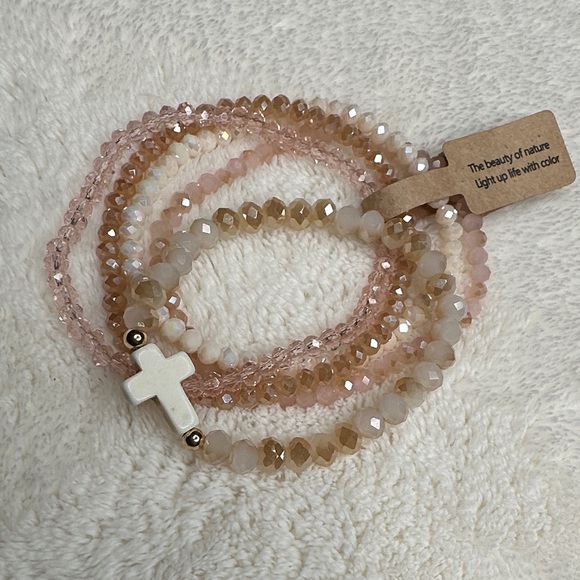 Beaded Bracelets Pretty Neutral Cream & Soft Pink Set of 5 w/a Cross Charm NWOT - Picture 11 of 12